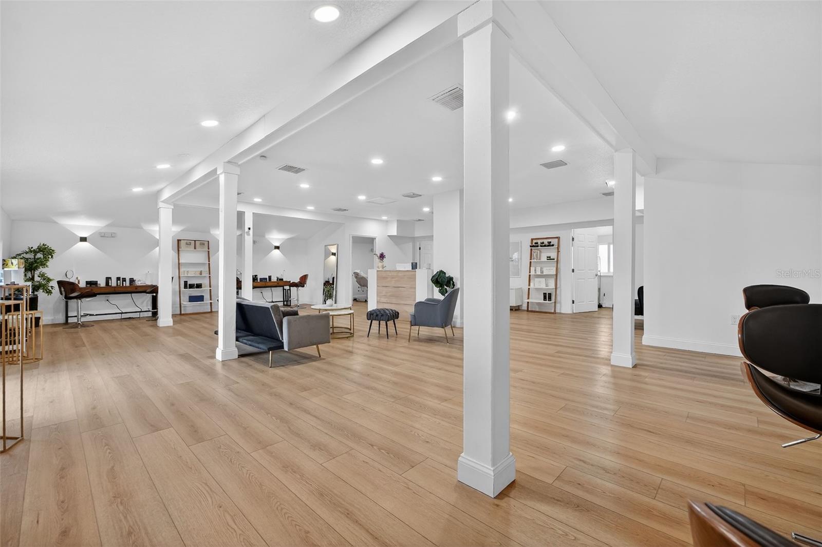 Image 15 of 44 For 411 Flagler Avenue 1