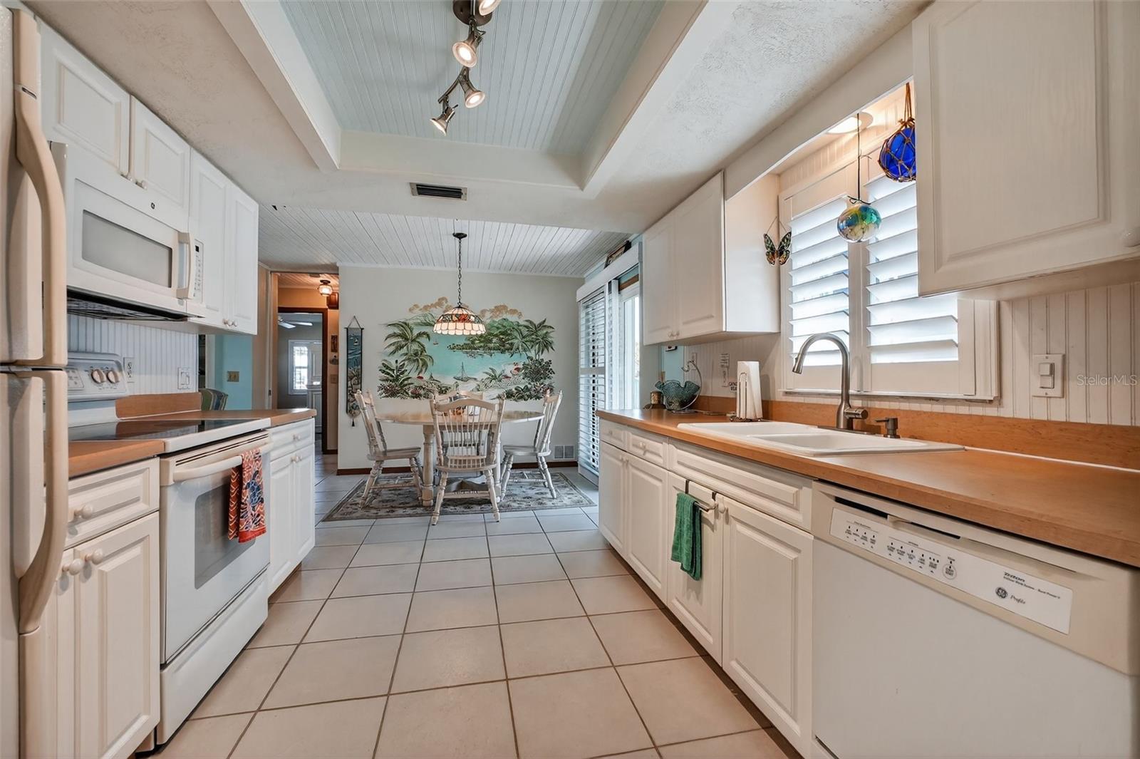 Image 29 of 68 For 923 Locust Street