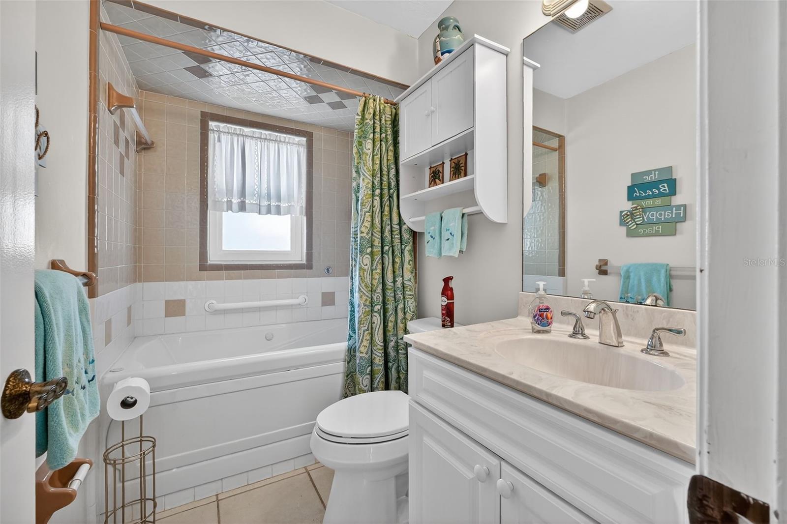 Image 31 of 68 For 923 Locust Street