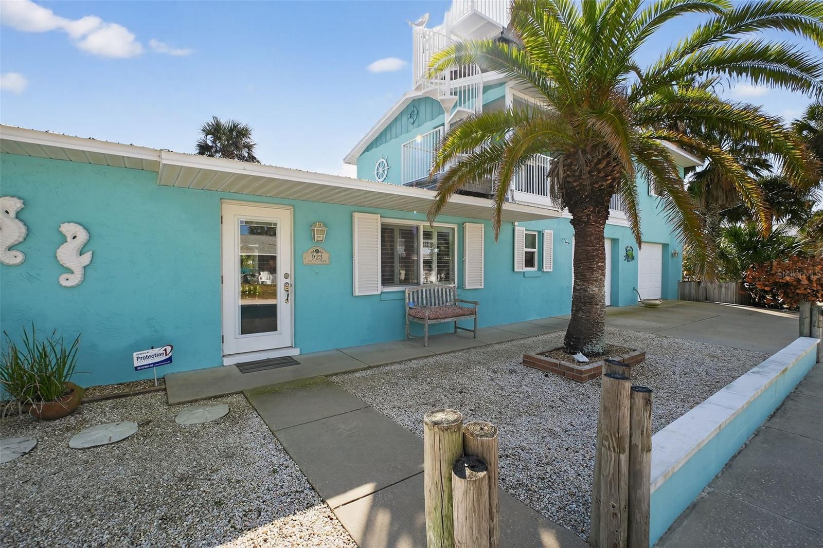 Image 43 of 68 For 923 Locust Street