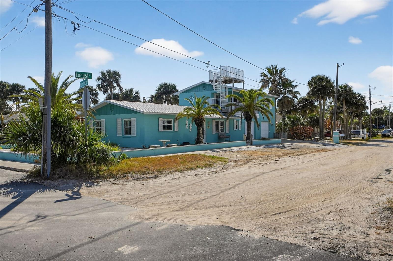 Image 46 of 68 For 923 Locust Street