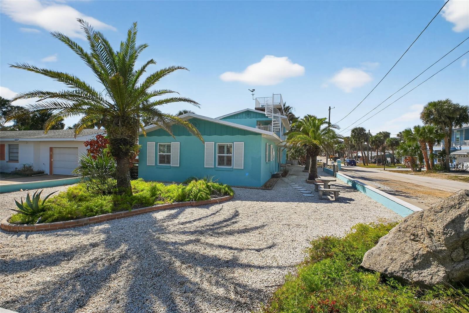 Image 48 of 68 For 923 Locust Street