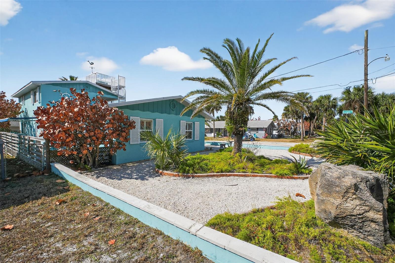 Image 49 of 68 For 923 Locust Street