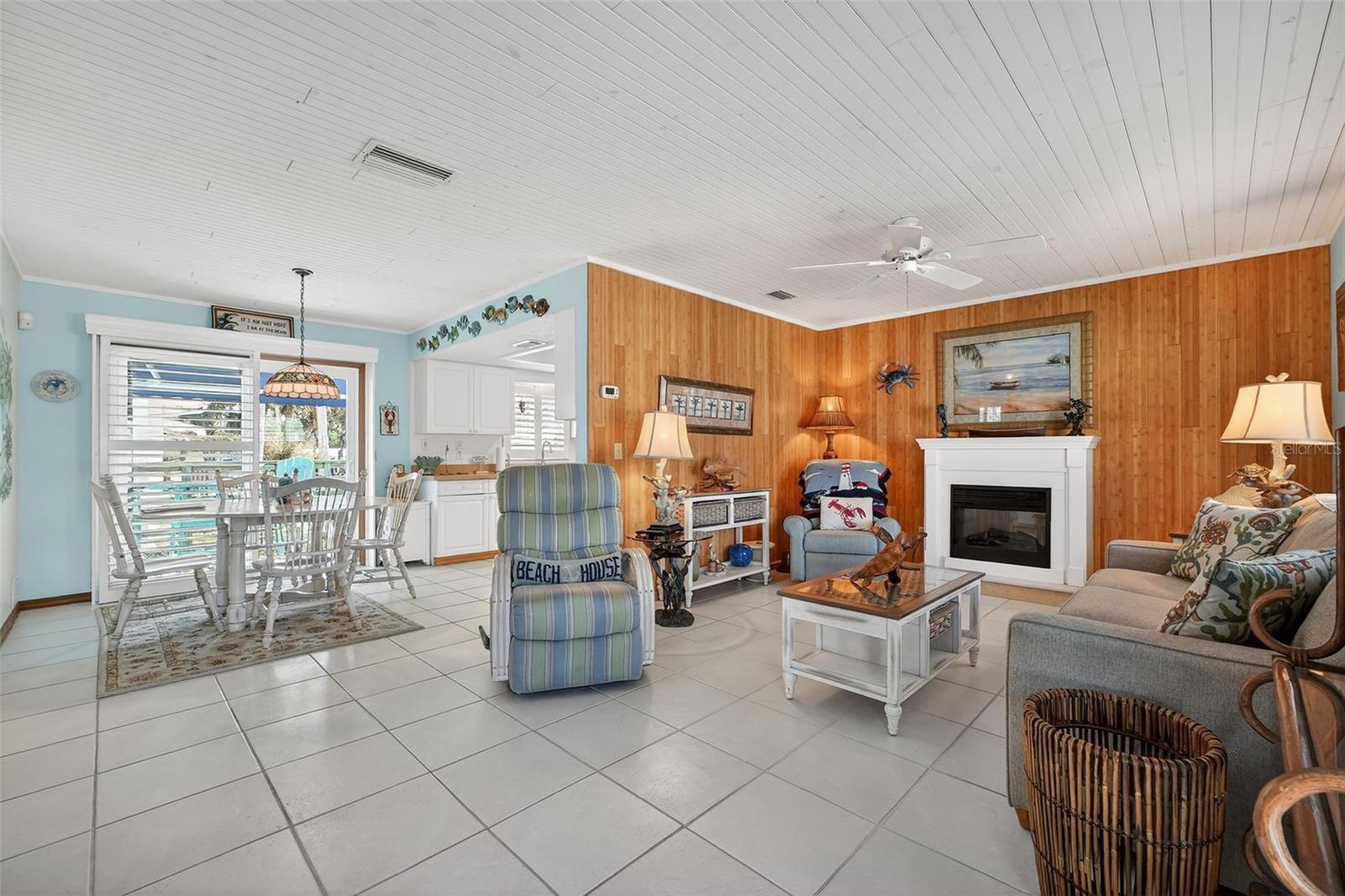 Image 64 of 68 For 923 Locust Street