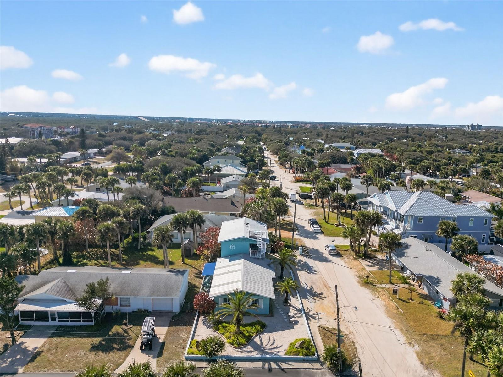 Image 8 of 68 For 923 Locust Street