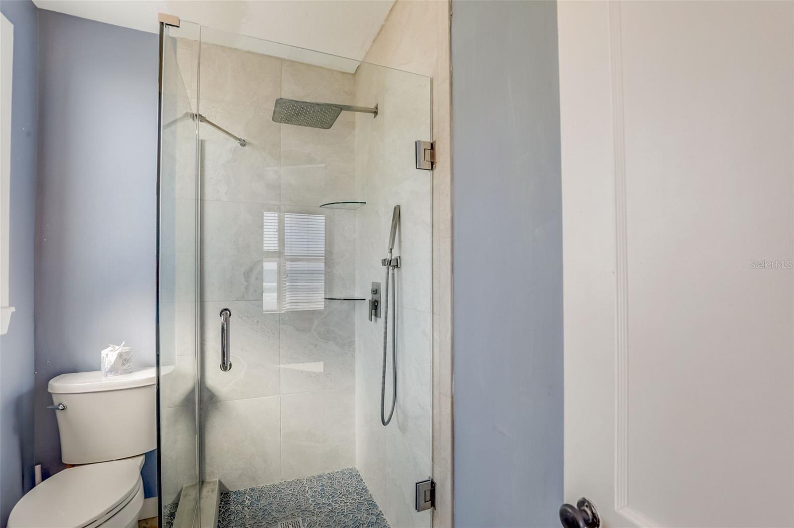 Image 49 of 59 For 2101 Hill Street