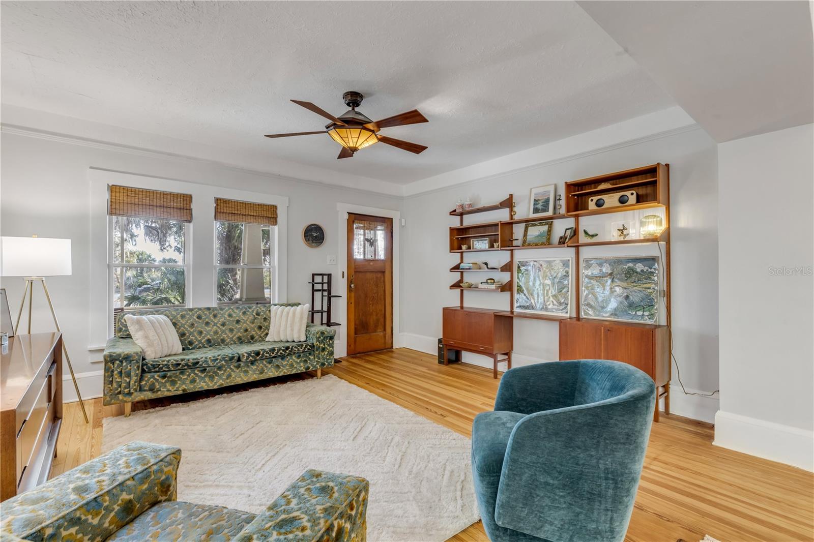 Image 15 of 72 For 3054 Dixie Freeway