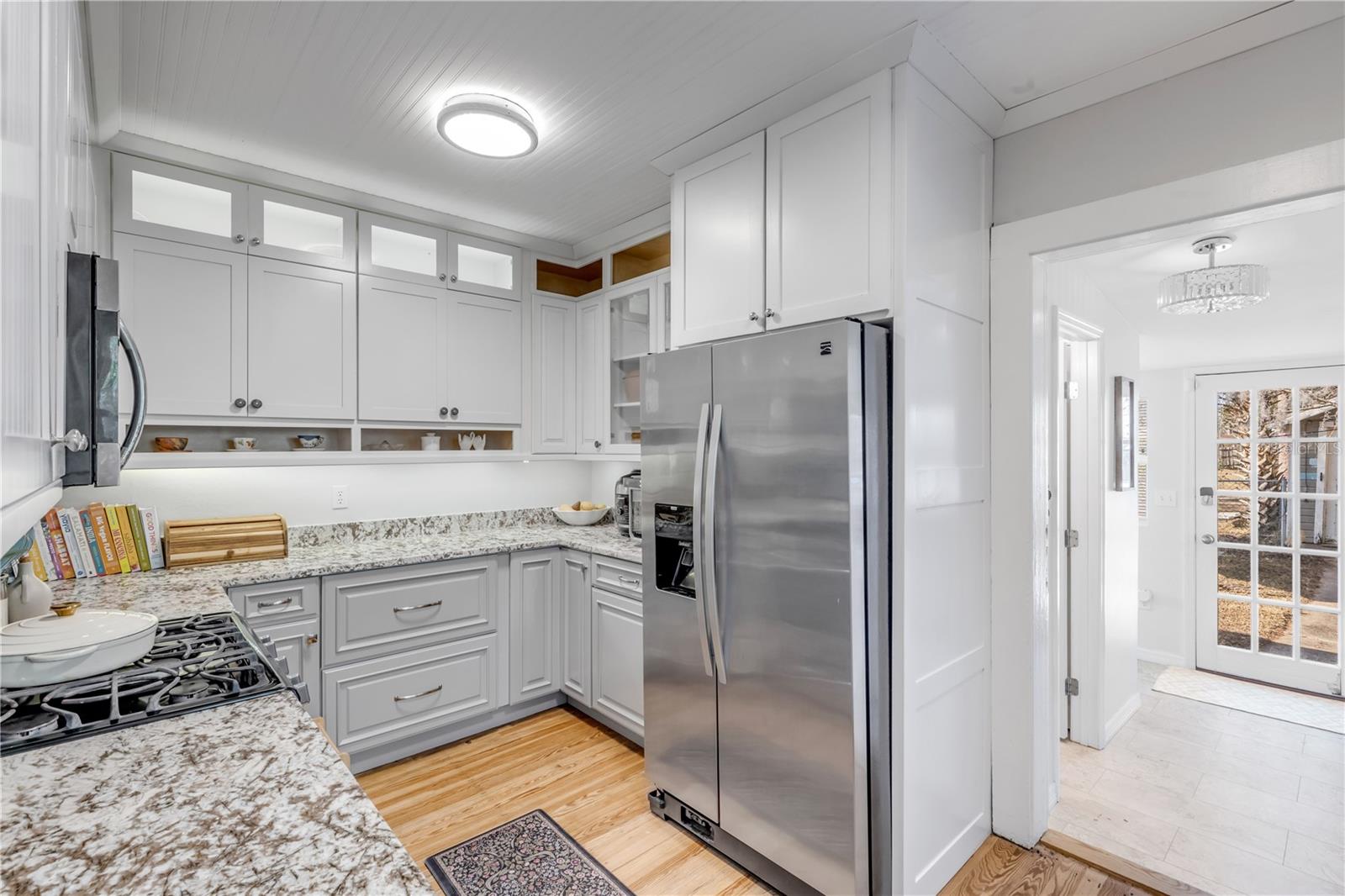 Image 23 of 72 For 3054 Dixie Freeway