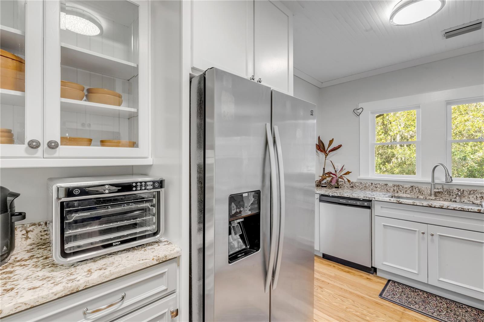 Image 24 of 72 For 3054 Dixie Freeway