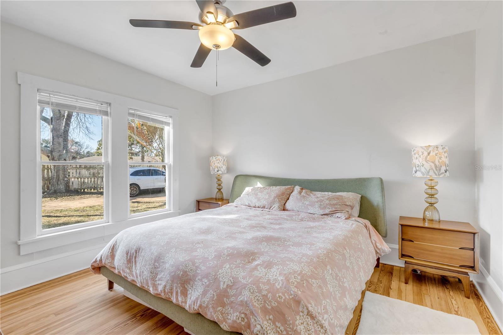 Image 31 of 72 For 3054 Dixie Freeway