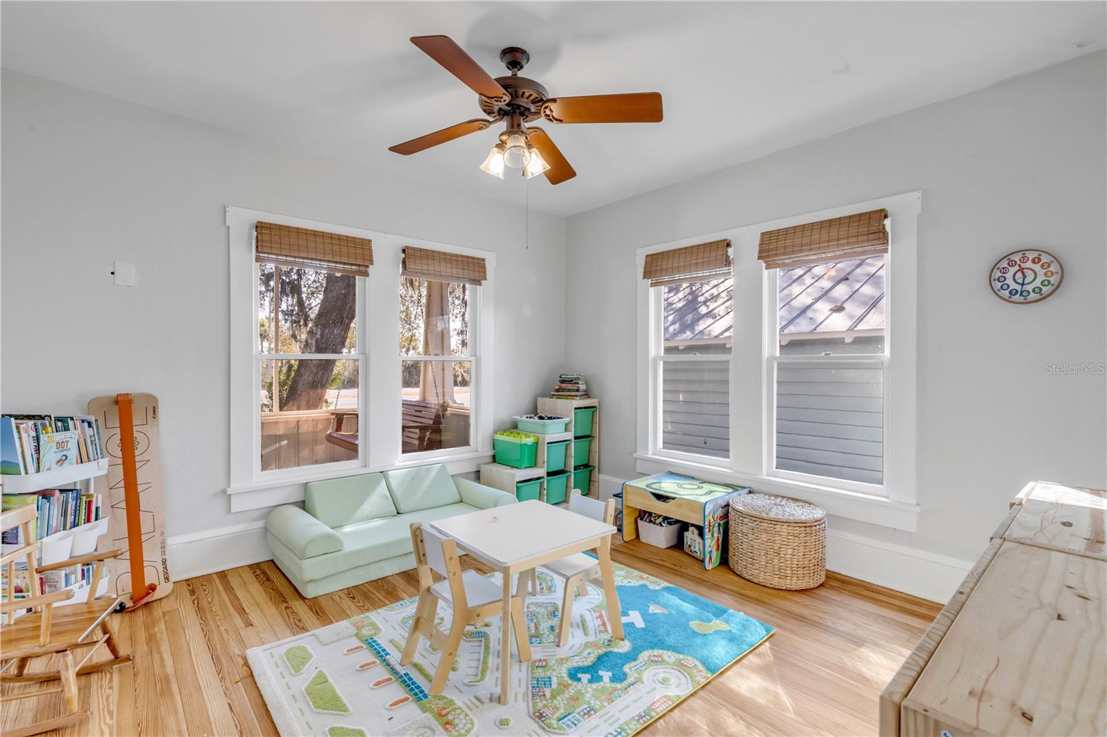 Image 35 of 72 For 3054 Dixie Freeway