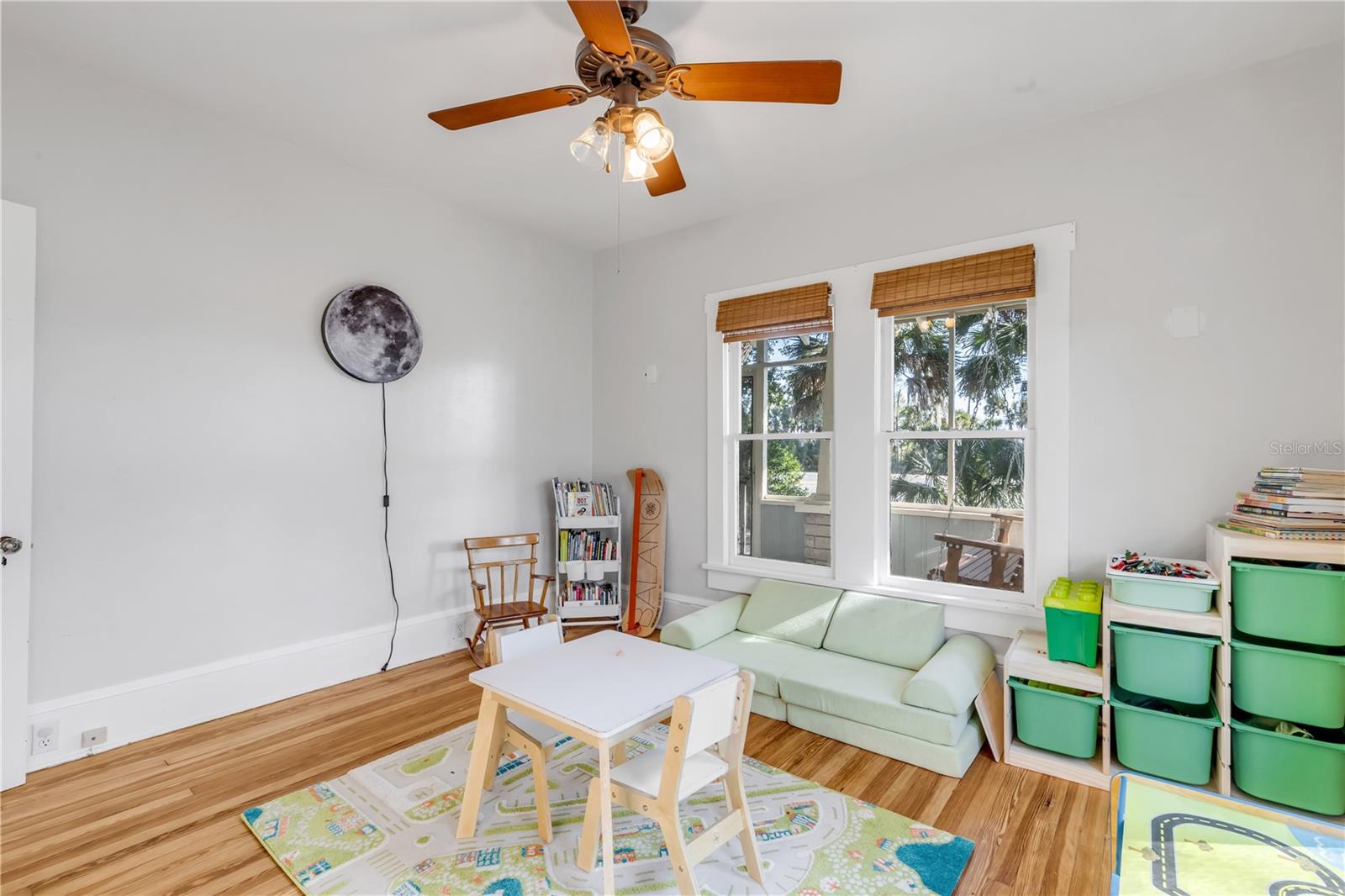 Image 42 of 72 For 3054 Dixie Freeway