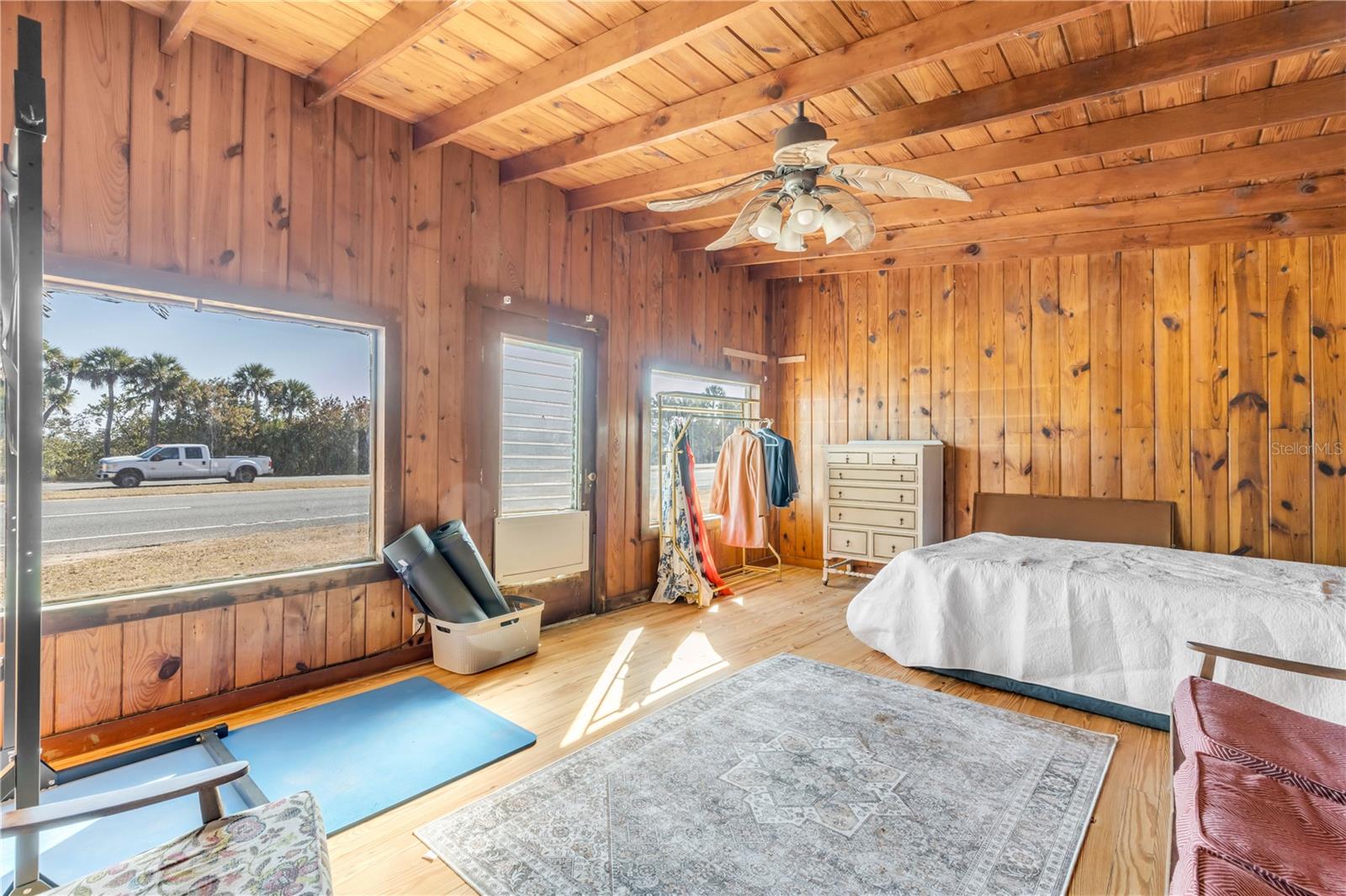 Image 49 of 72 For 3054 Dixie Freeway