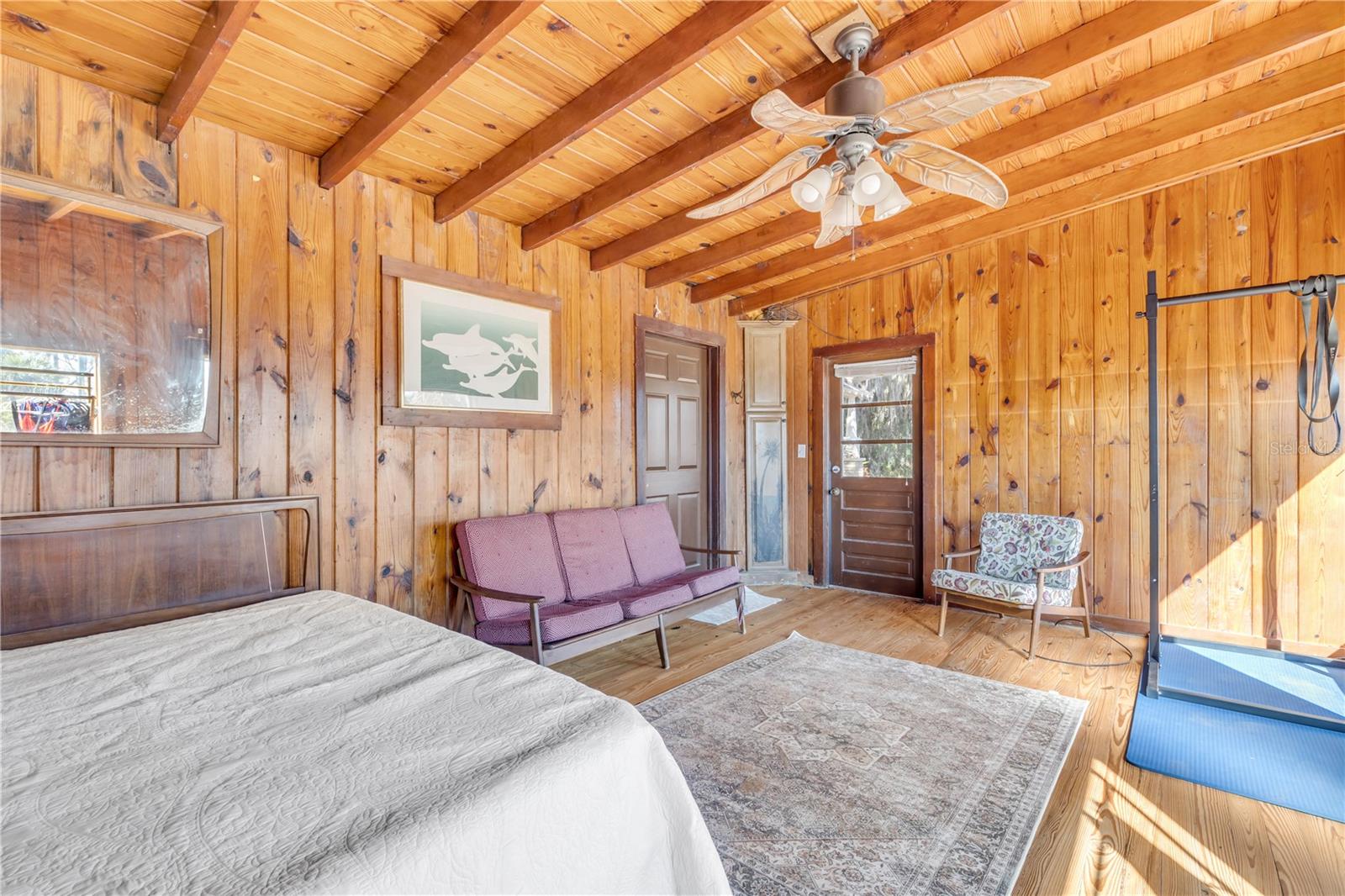 Image 50 of 72 For 3054 Dixie Freeway