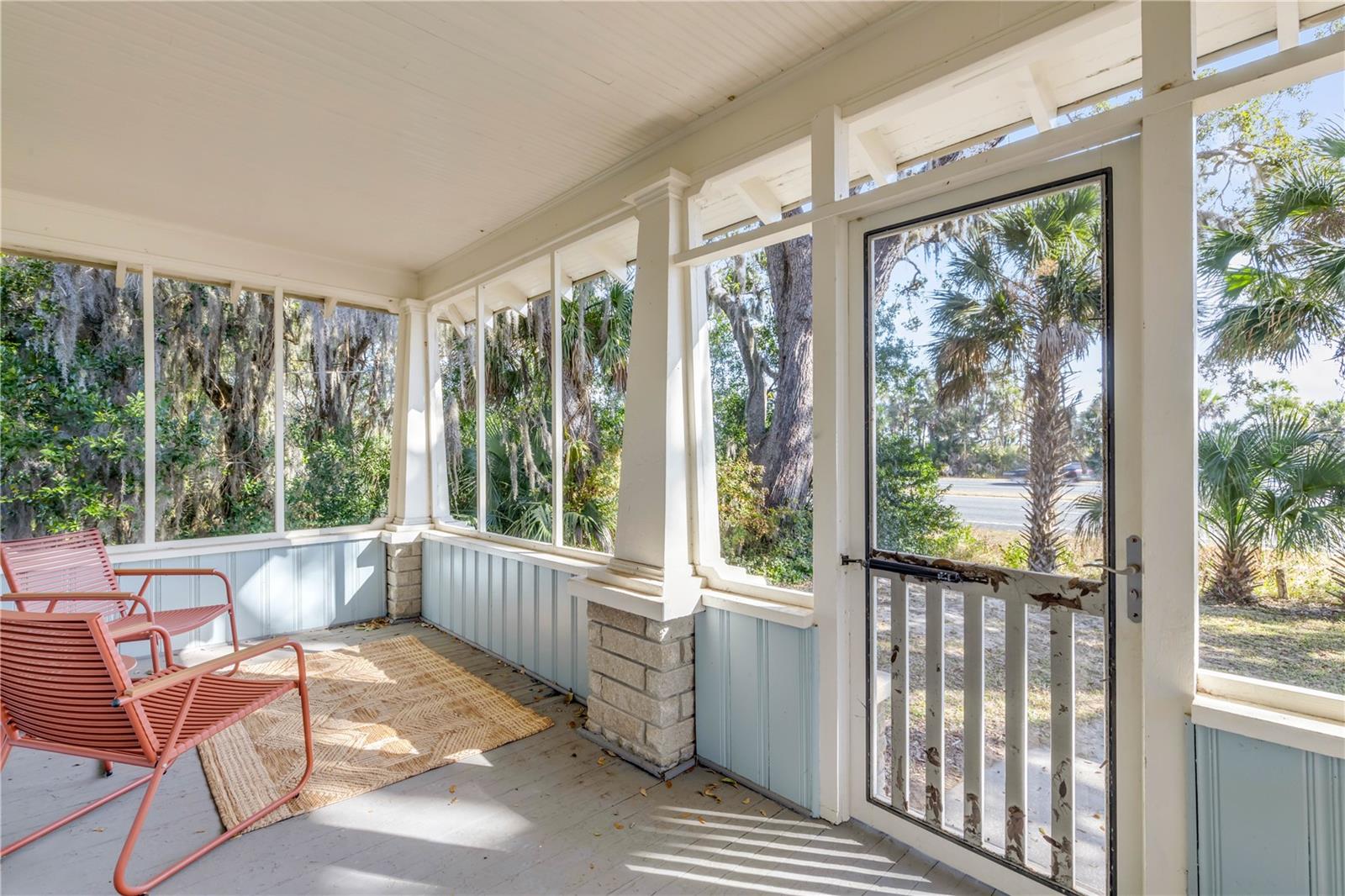 Image 8 of 72 For 3054 Dixie Freeway