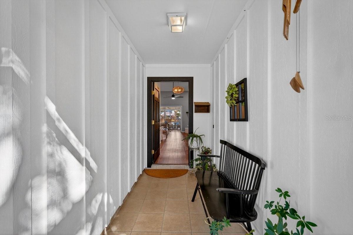 Image 23 of 55 For 701 Pine Shores Circle