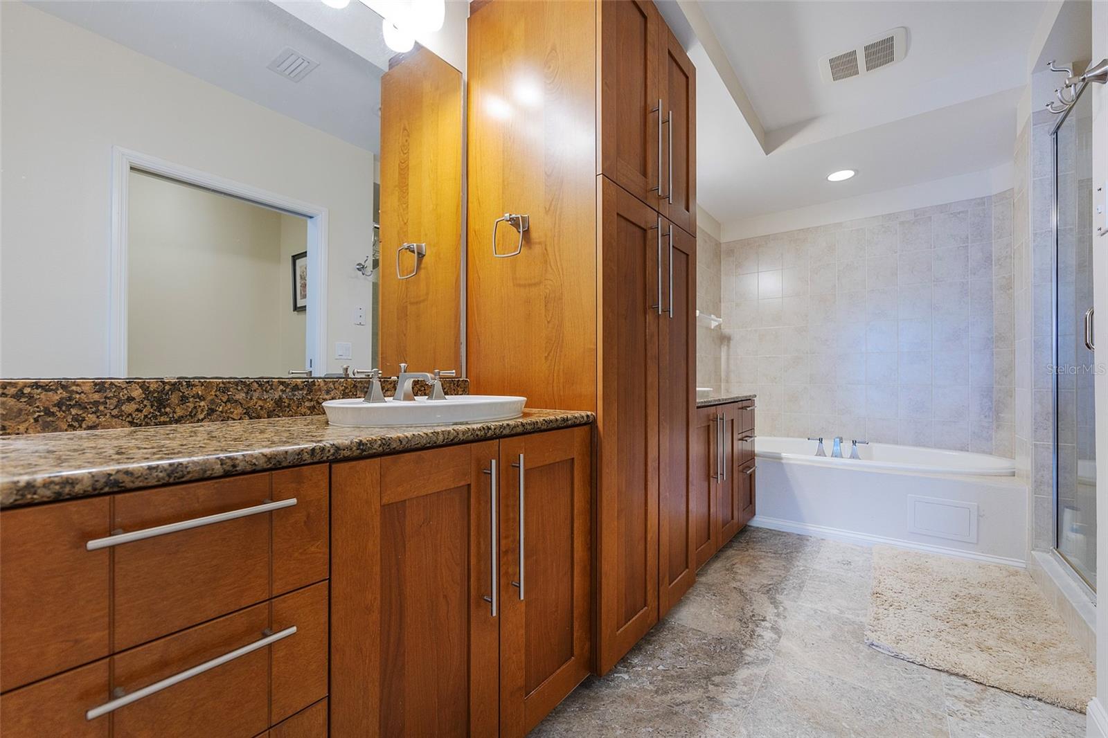 Image 22 of 62 For 3703 Atlantic Avenue 505