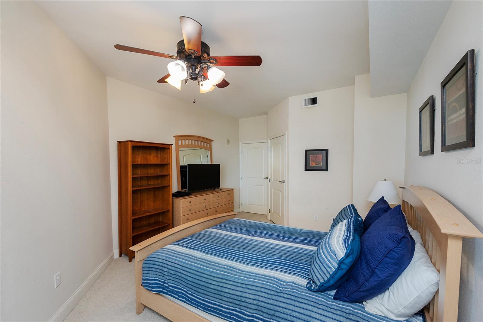 Image 30 of 62 For 3703 Atlantic Avenue 505