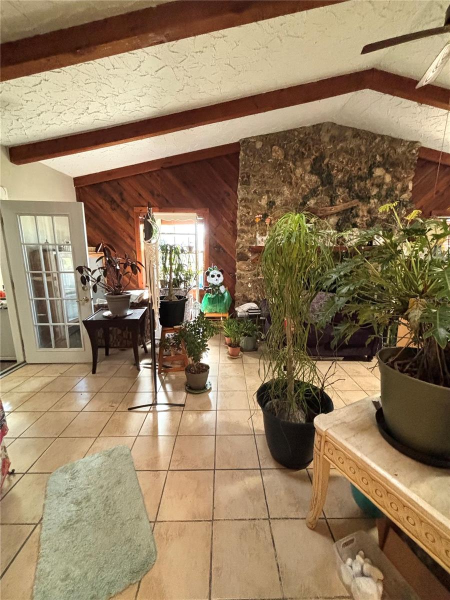 Image 20 of 24 For 6 Fairgreen Avenue