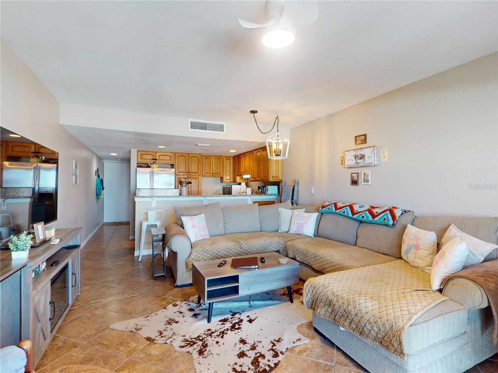 Image 35 of 48 For 4849 Saxon Drive C208