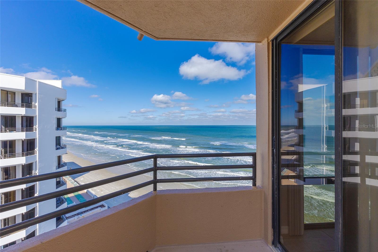 Image 10 of 36 For 3023 Atlantic Avenue 1104