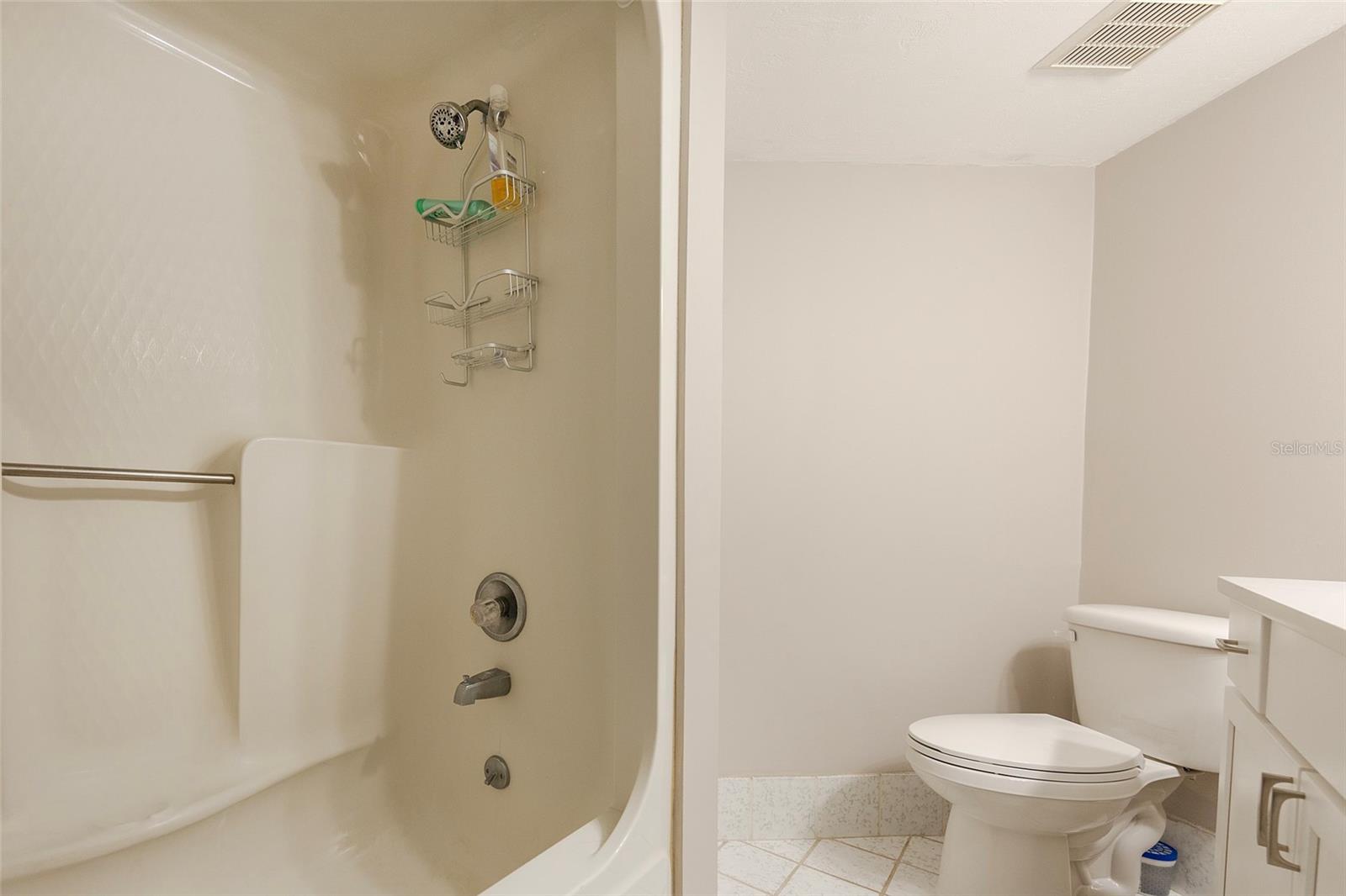 Image 18 of 36 For 3023 Atlantic Avenue 1104