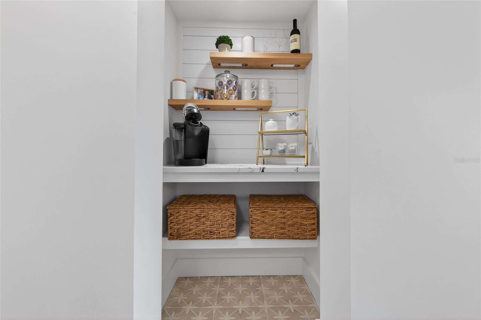 Image 11 of 34 For 4151 Atlantic Avenue 4070