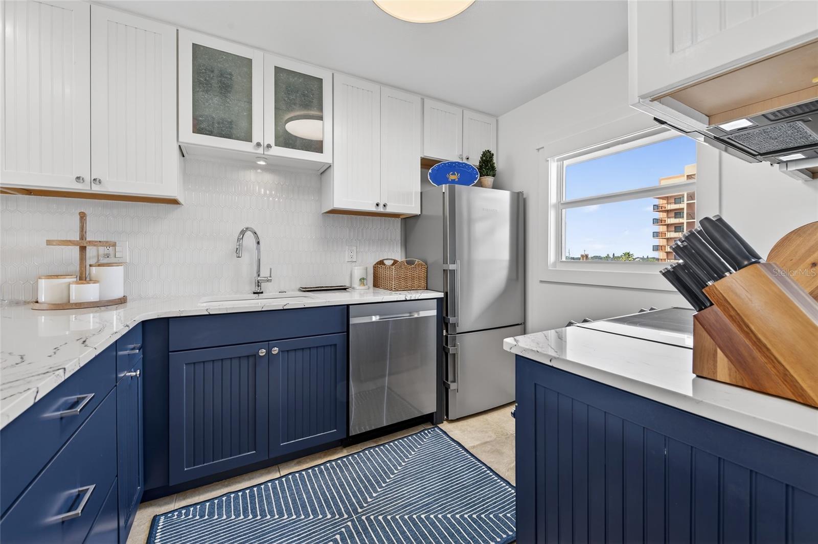 Image 12 of 34 For 4151 Atlantic Avenue 4070