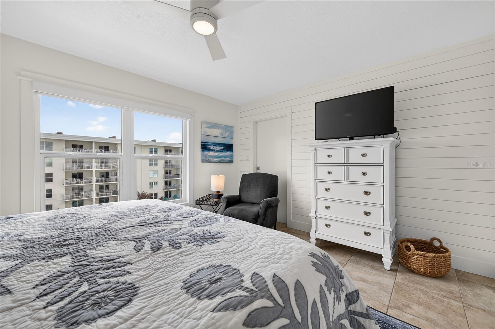 Image 21 of 34 For 4151 Atlantic Avenue 4070