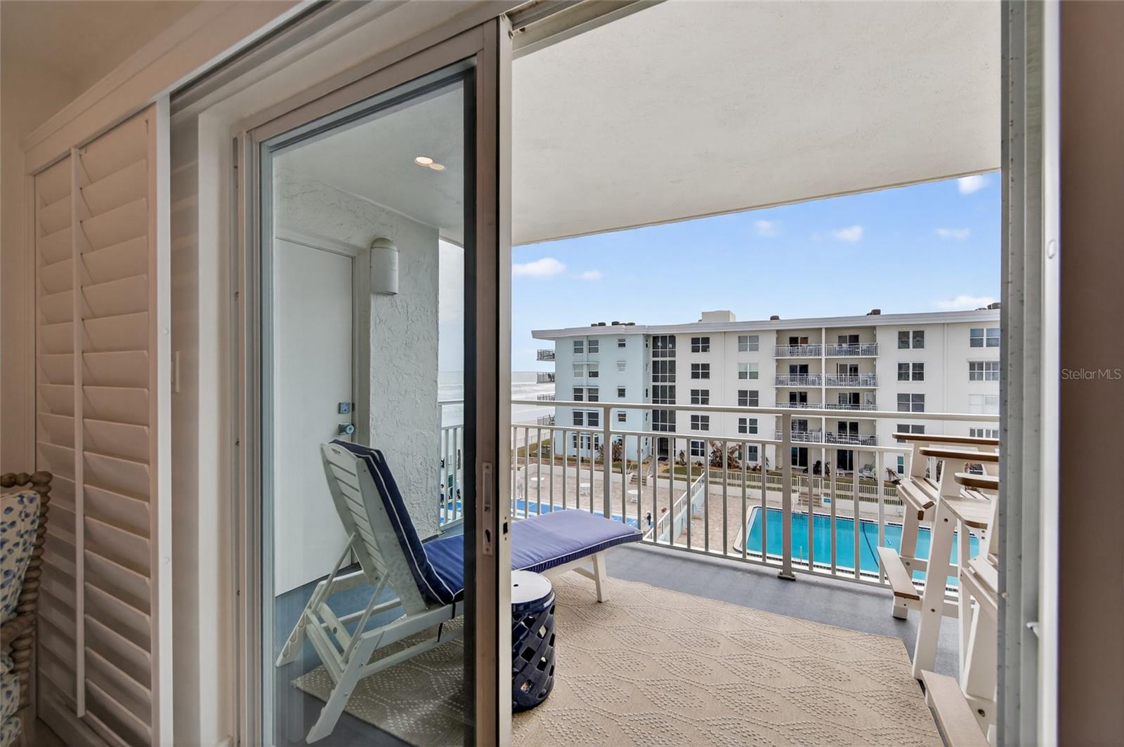 Image 33 of 34 For 4151 Atlantic Avenue 4070