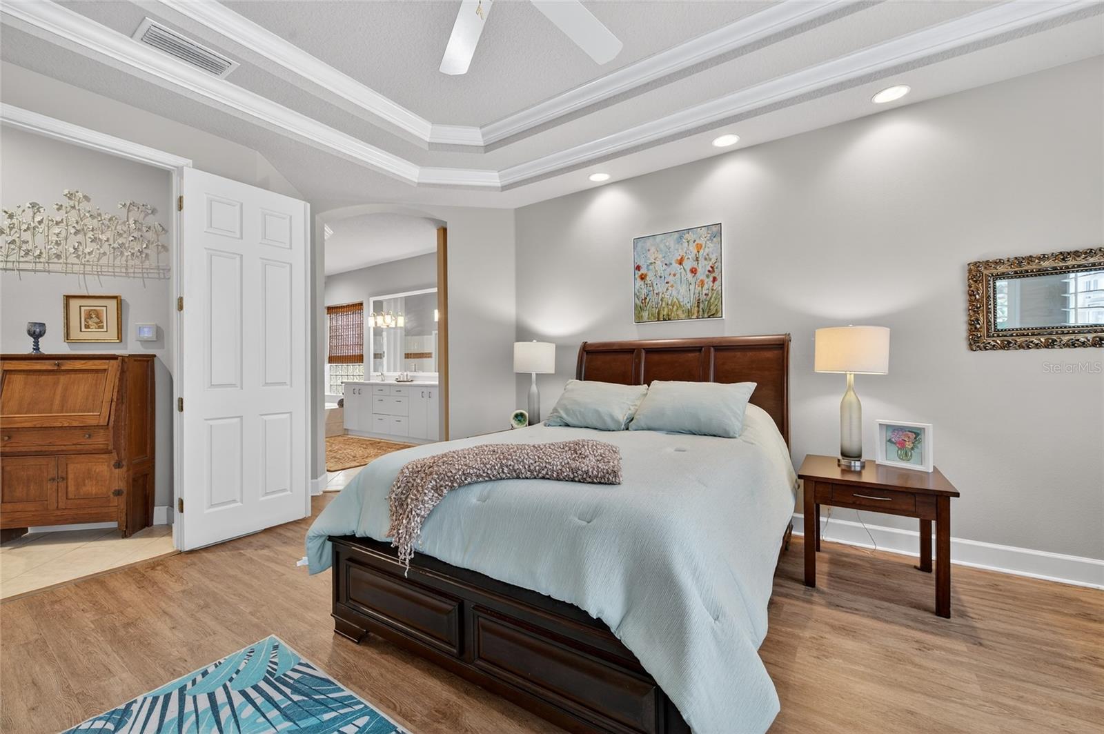 Image 29 of 59 For 6085 Sanctuary Garden Boulevard