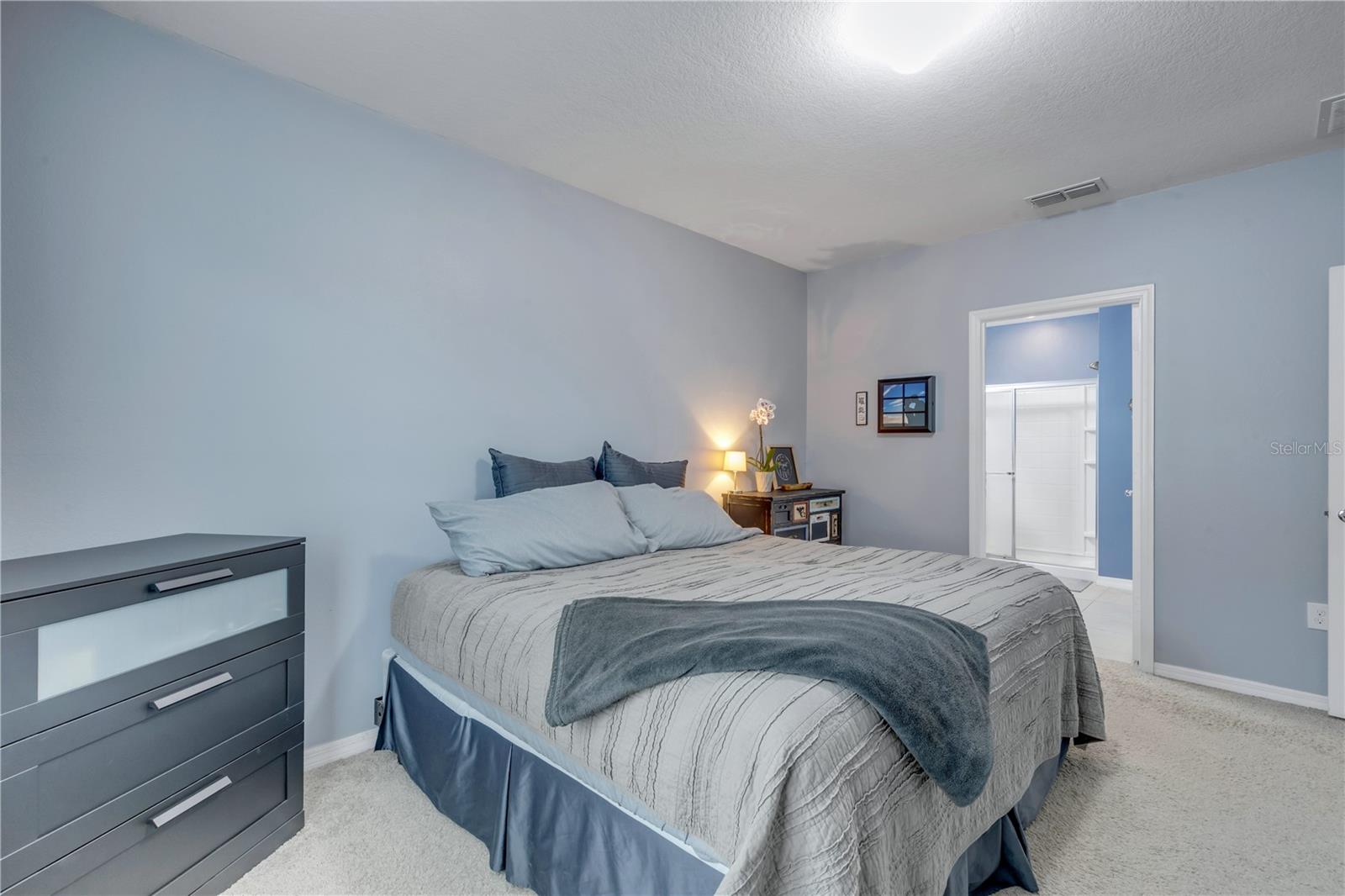 Image 15 of 32 For 402 Pink Coral Lane