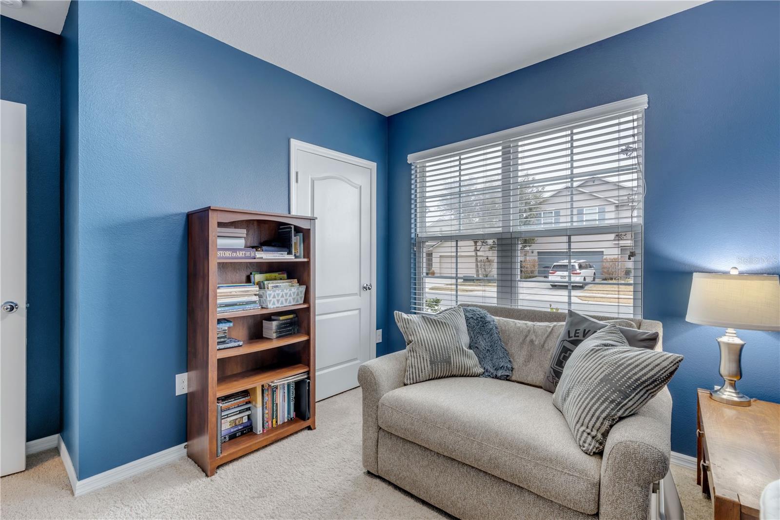 Image 20 of 32 For 402 Pink Coral Lane