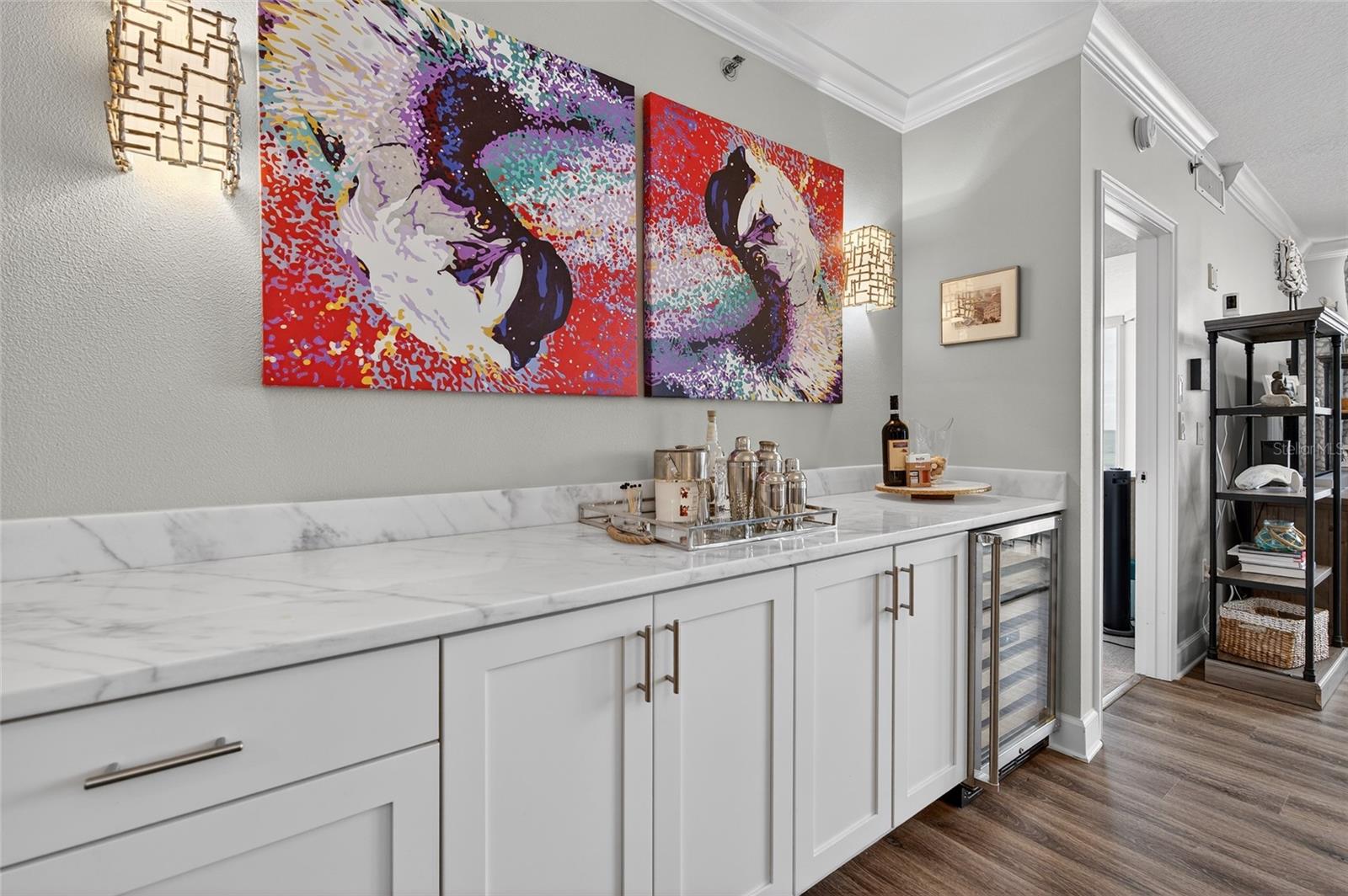 Image 6 of 41 For 4381 Atlantic Avenue 703