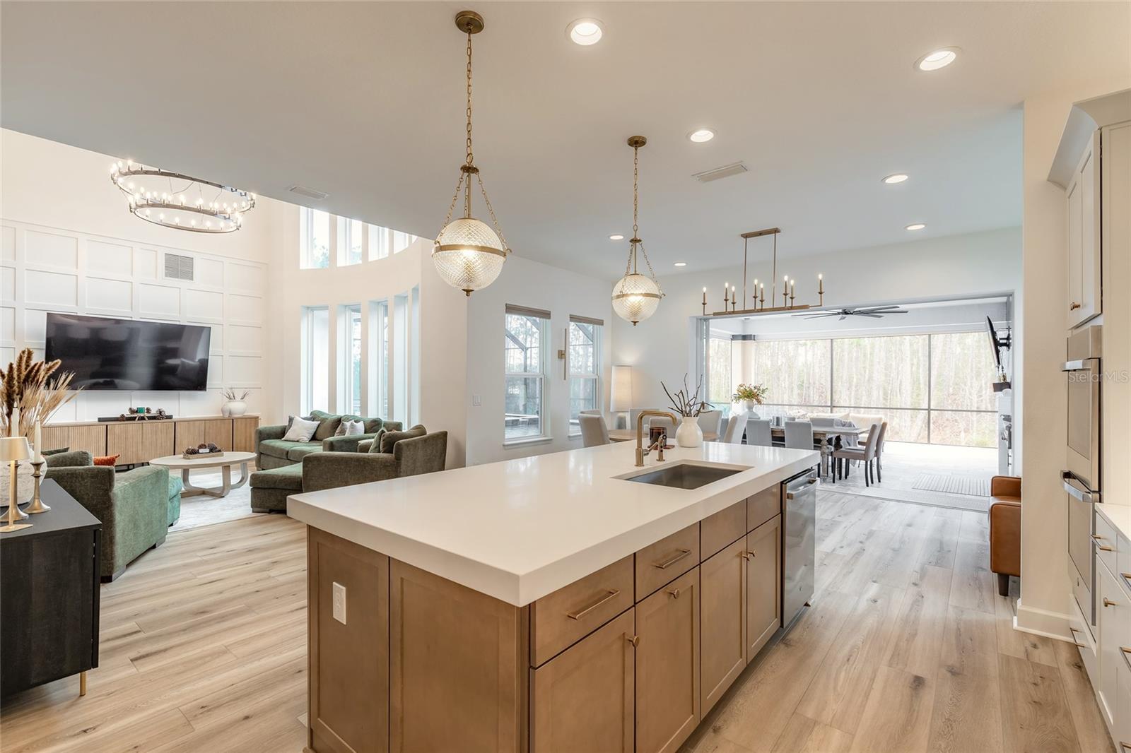 Image 11 of 91 For 6402 Limmerick Lane