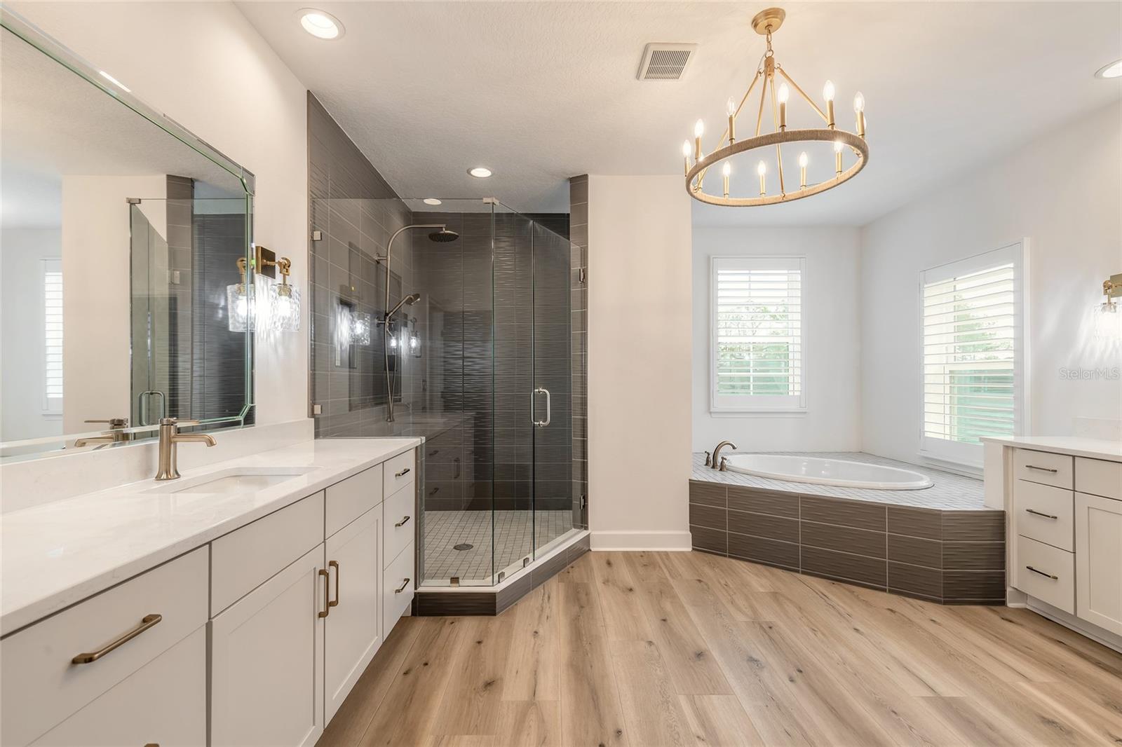 Image 25 of 91 For 6402 Limmerick Lane