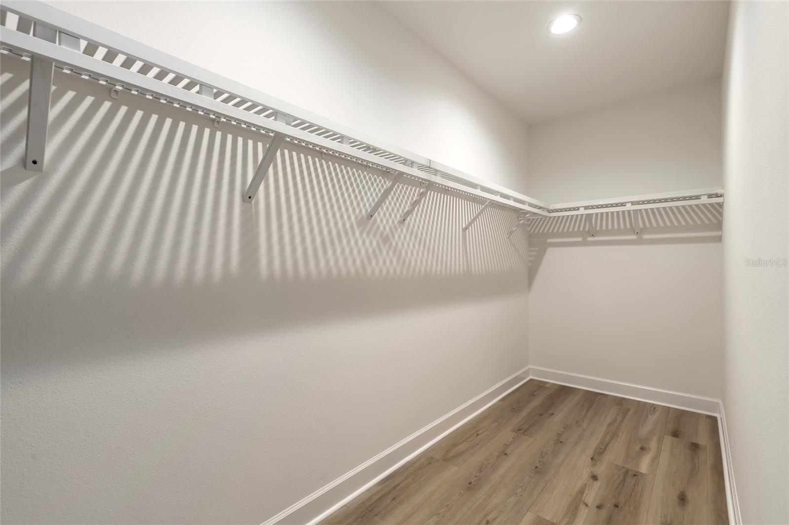 Image 29 of 91 For 6402 Limmerick Lane