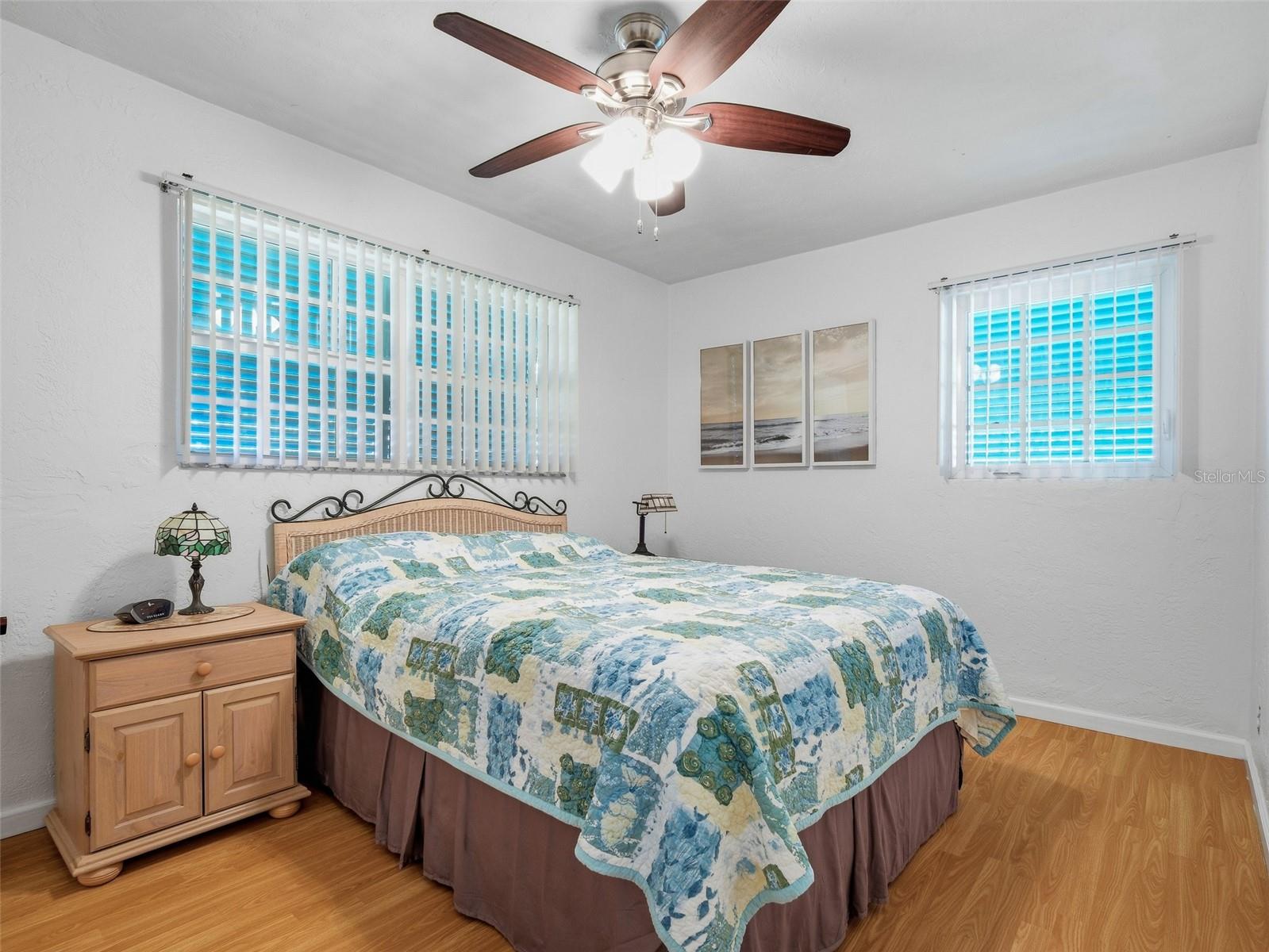 Image 22 of 59 For 813 11th Avenue