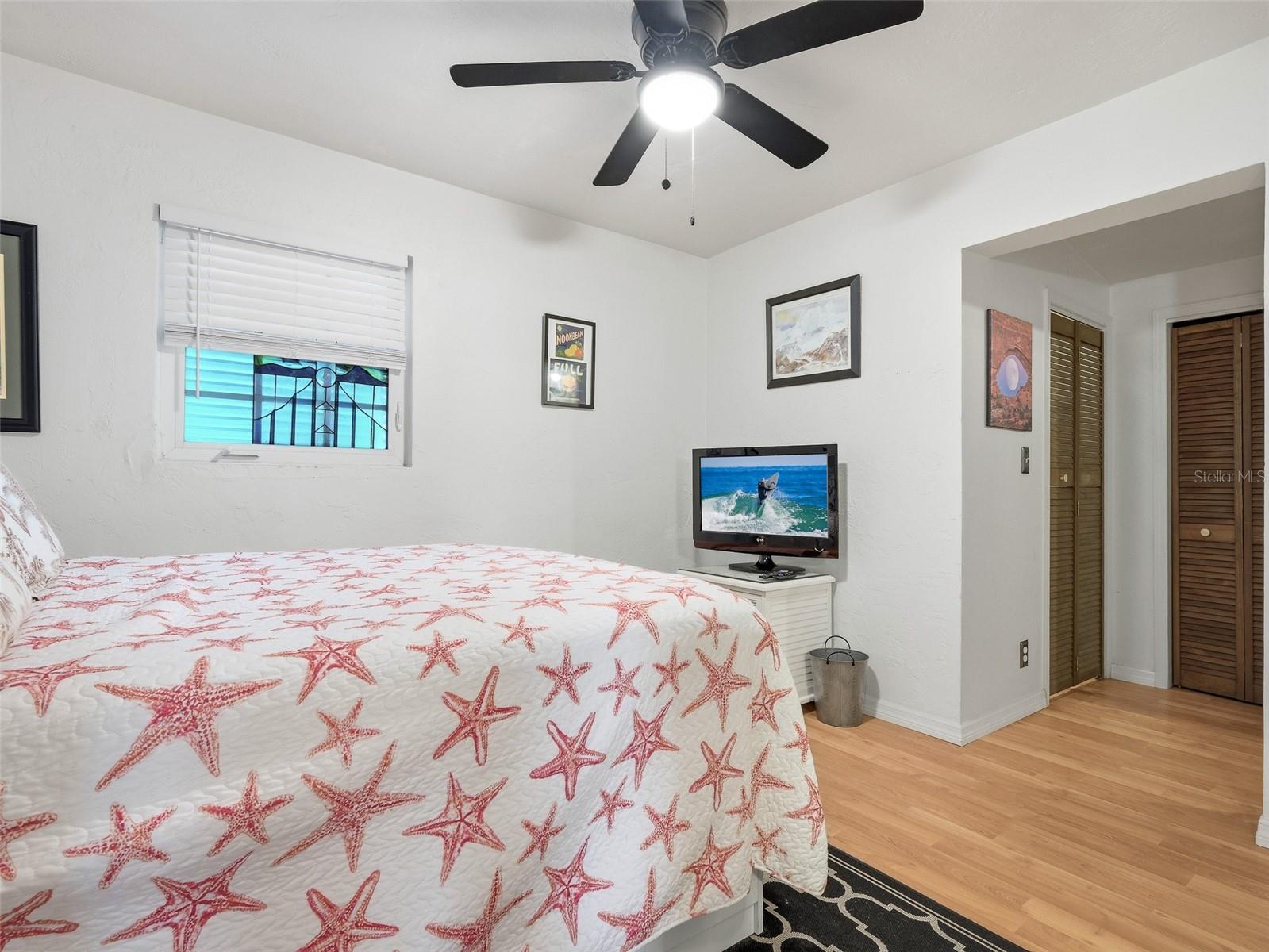 Image 24 of 59 For 813 11th Avenue