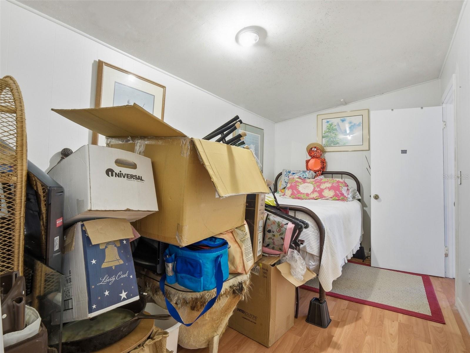 Image 27 of 59 For 813 11th Avenue