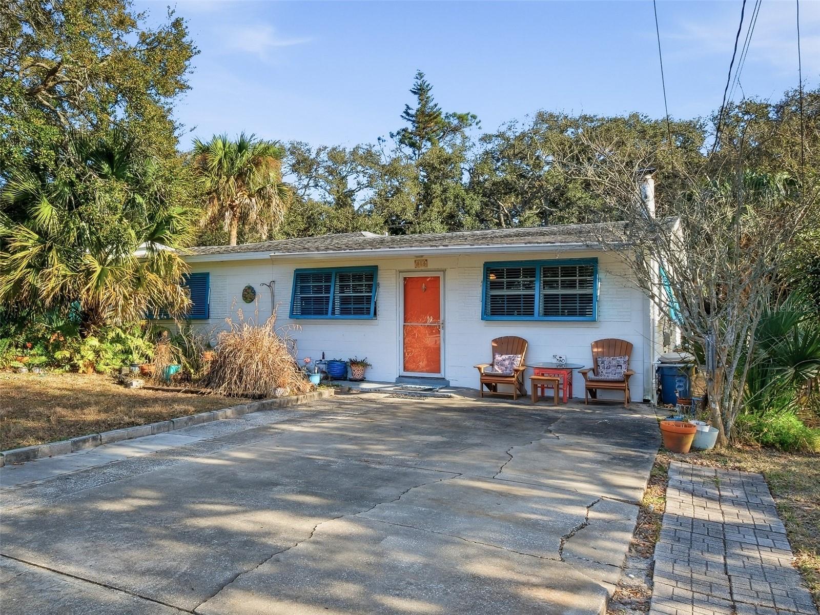 Image 3 of 59 For 813 11th Avenue