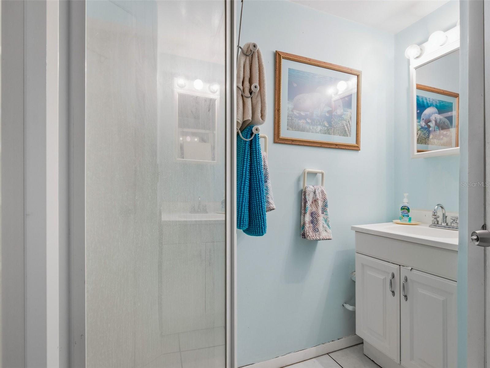 Image 32 of 59 For 813 11th Avenue