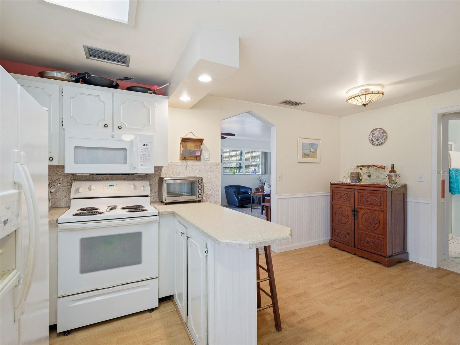 Image 35 of 59 For 813 11th Avenue