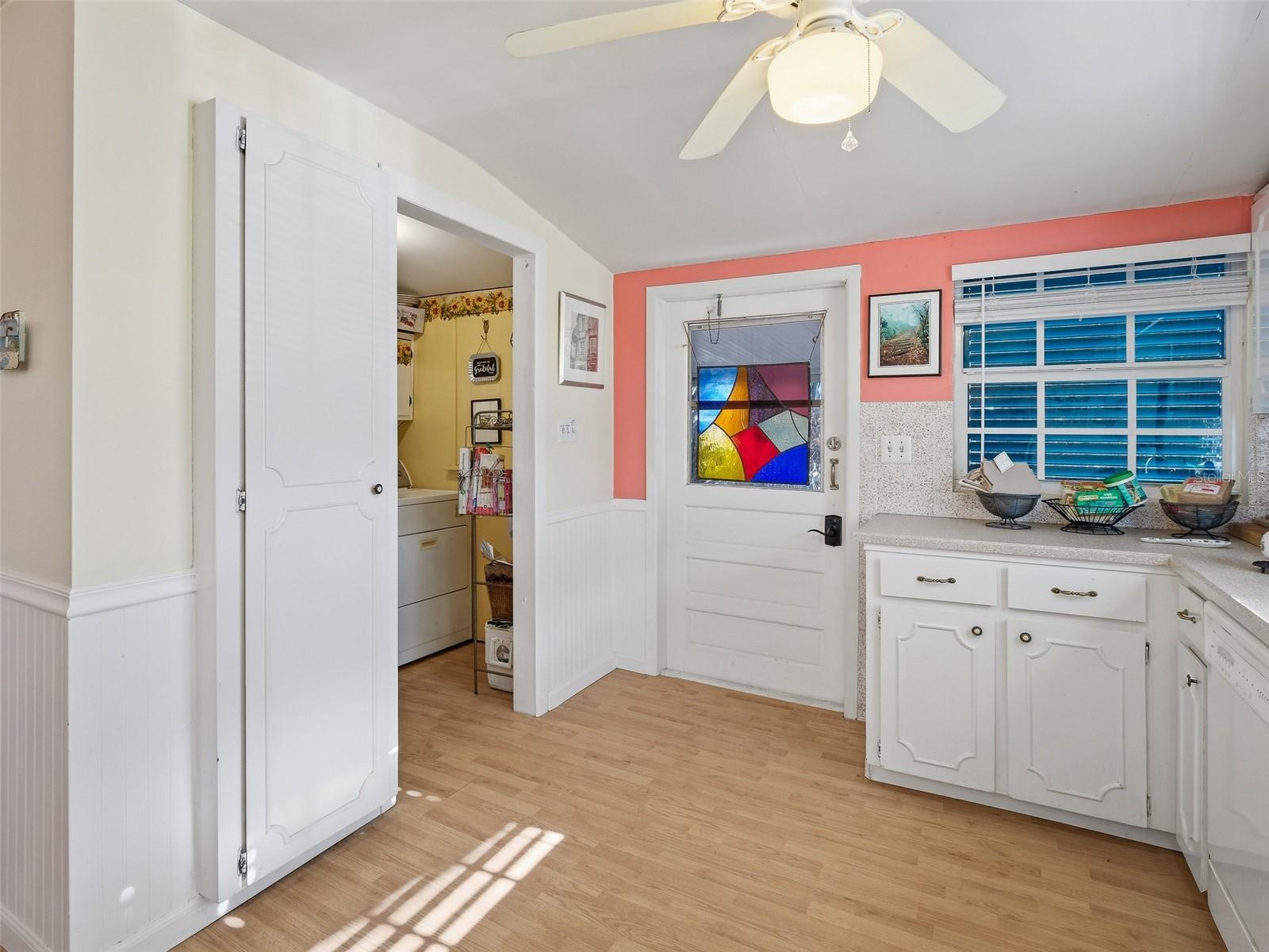 Image 39 of 59 For 813 11th Avenue