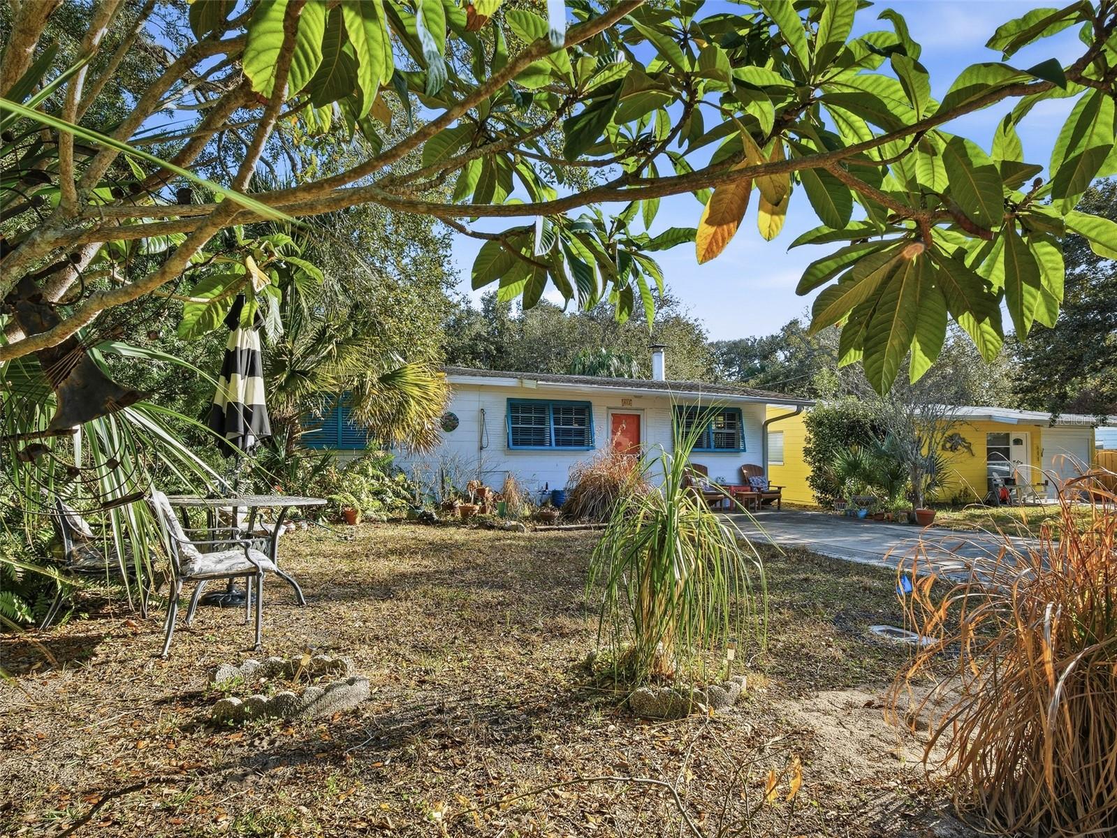 Image 5 of 59 For 813 11th Avenue