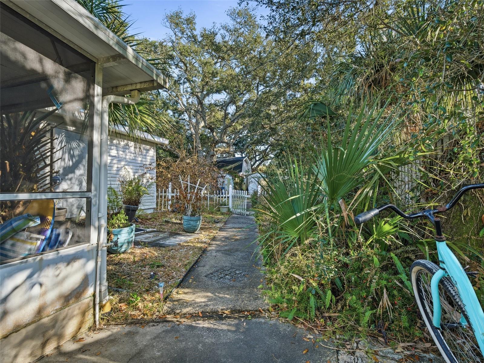 Image 51 of 59 For 813 11th Avenue