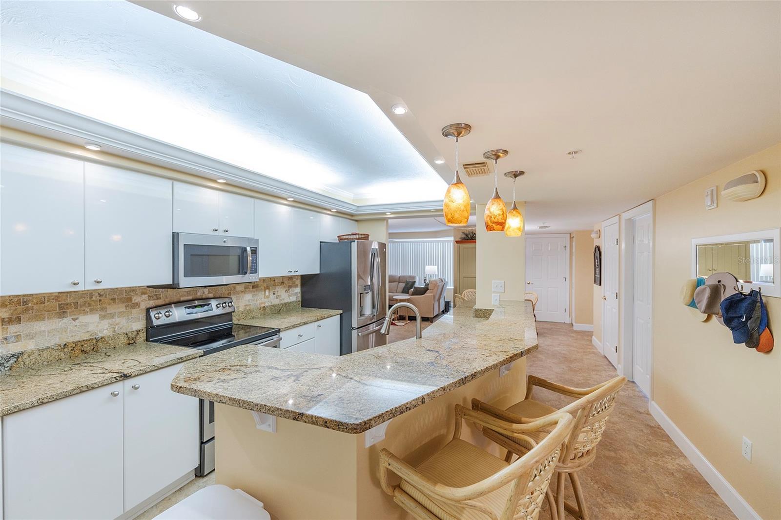 Image 47 of 64 For 4631 Atlantic Avenue 8601