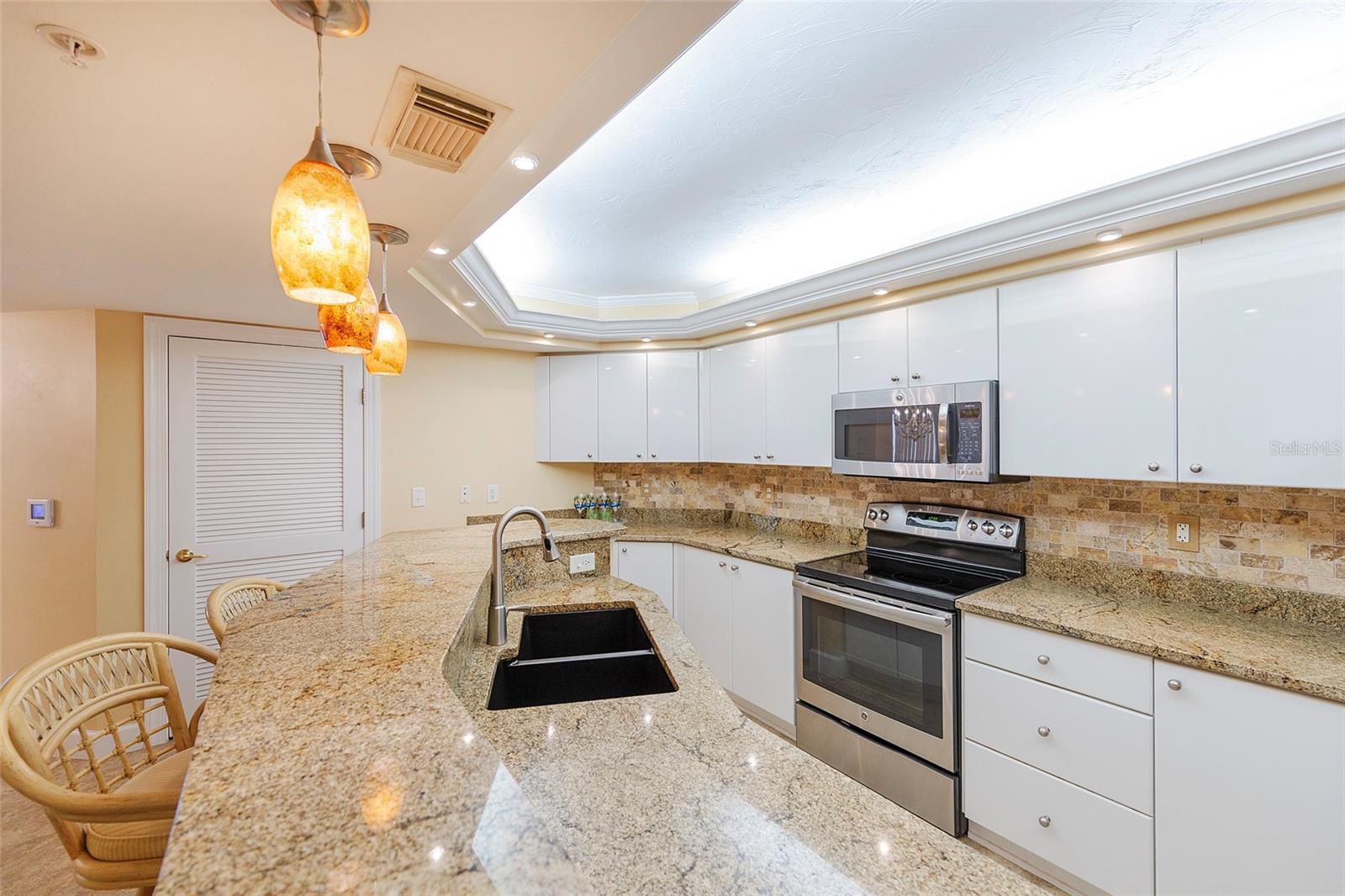 Image 50 of 64 For 4631 Atlantic Avenue 8601