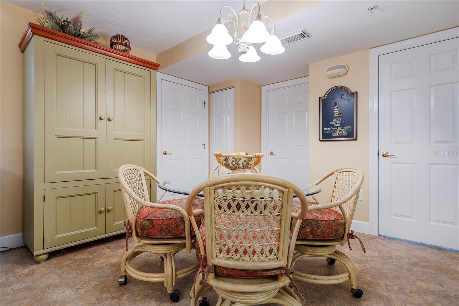 Image 62 of 64 For 4631 Atlantic Avenue 8601