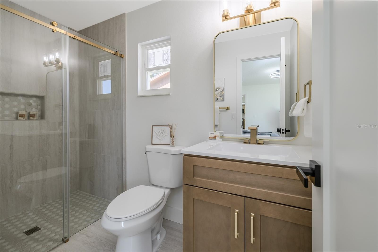 Image 20 of 32 For 172 Brandy Hills Drive